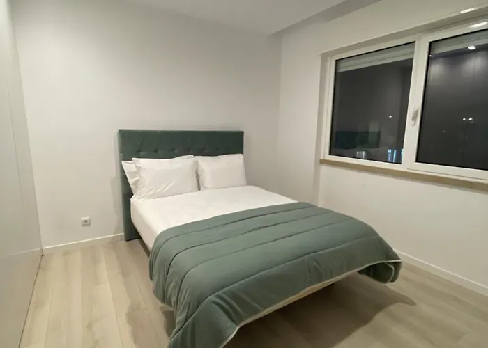 Modern Spacious Apartment